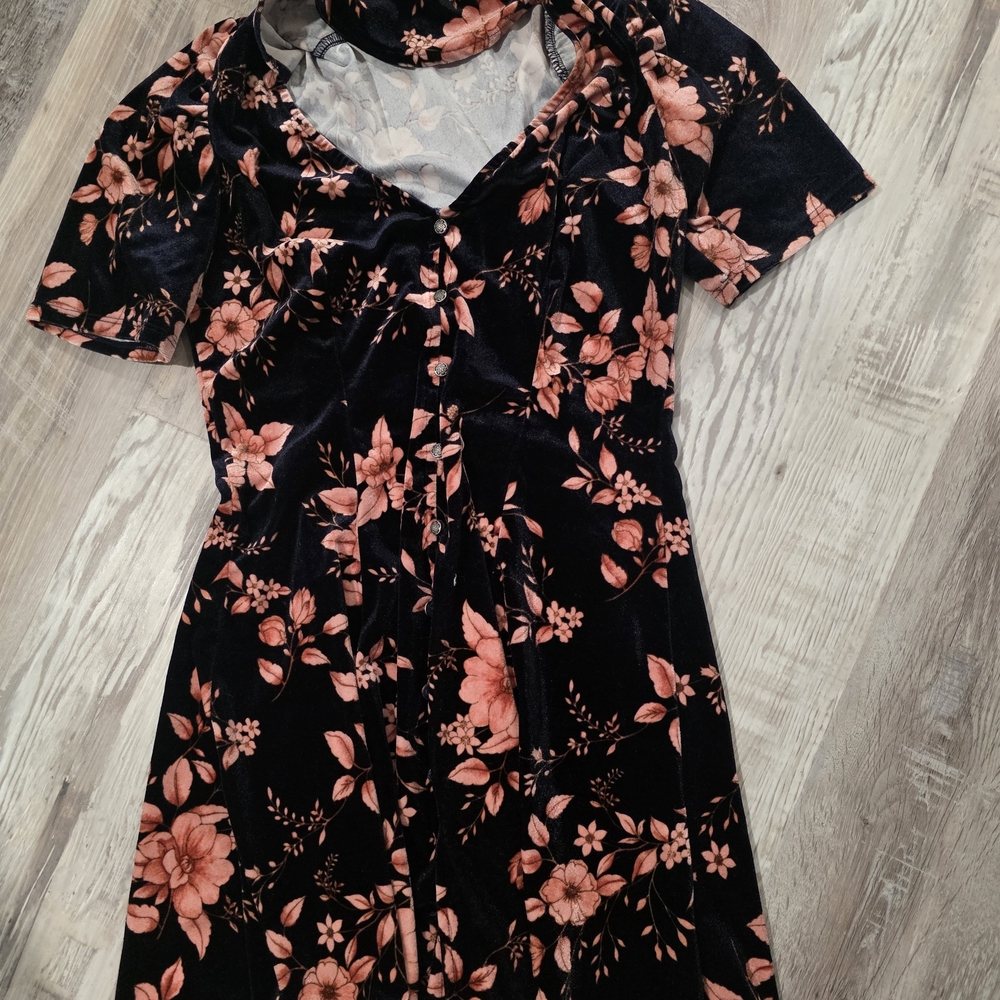 Floral Velvet Dress with Pink and Black Design